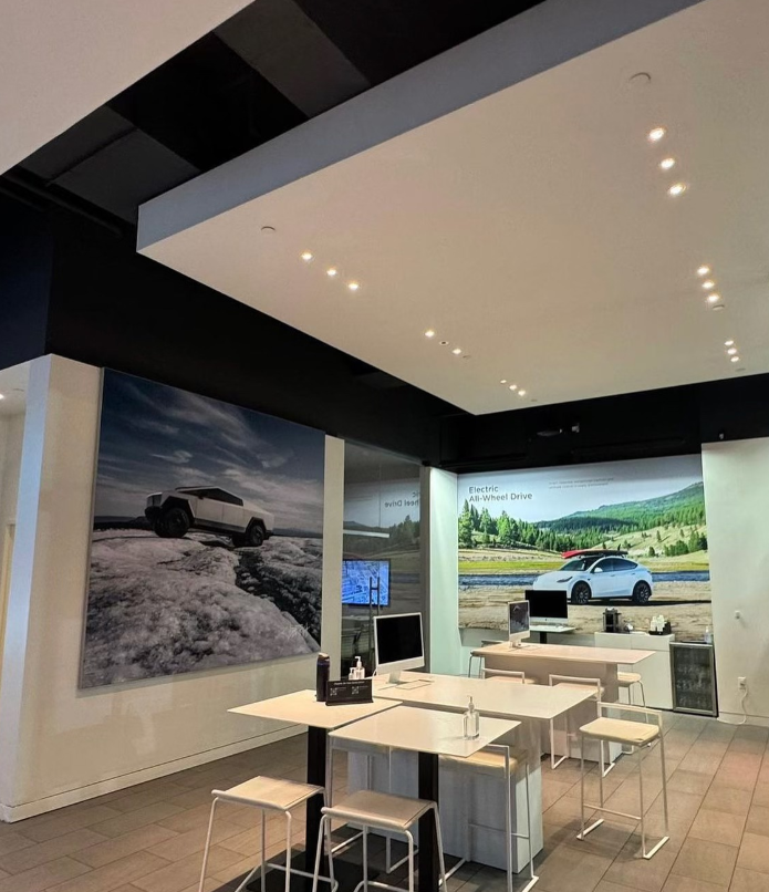 Retail showroom seating area lighting